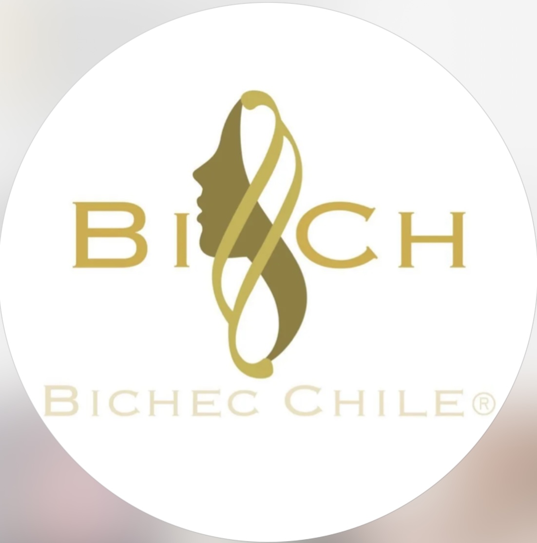 Toxina botulínica en tercio superior con técnica blending de Bichec Chile